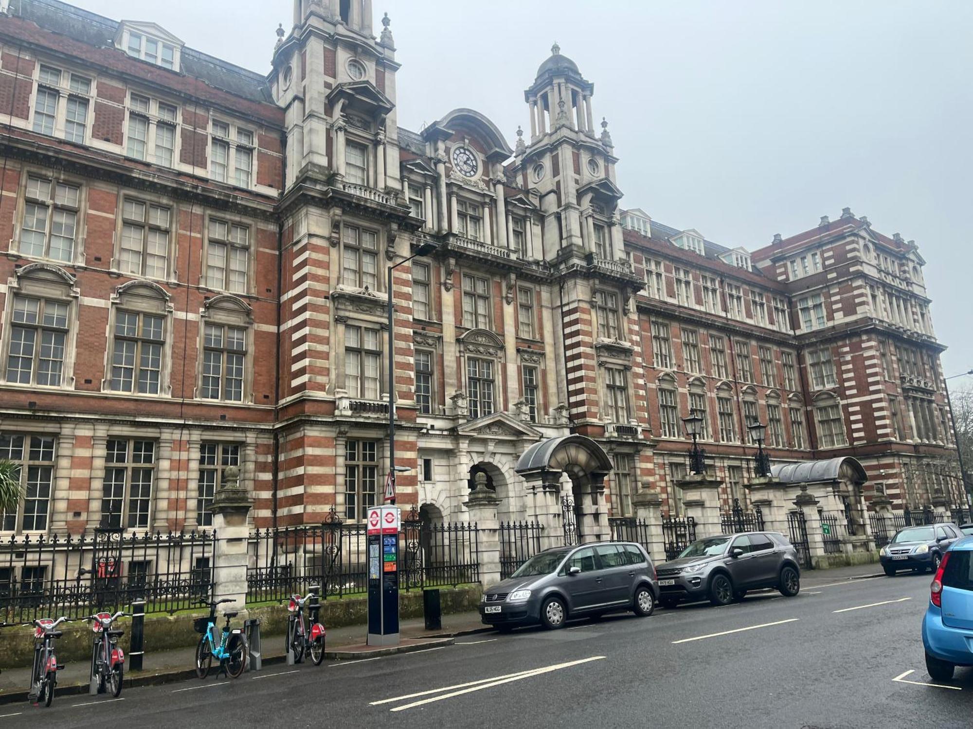 Appartamento Bright And Airy One Bedroom Condo, Olympia, Kensington Londra